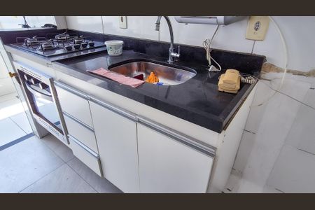 Apartamento à venda com 56m², 2 quartos e 1 vagaCozinha e Área de Serviço