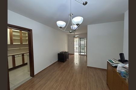 Sala de apartamento para alugar com 2 quartos, 77m² em Méier, Rio de Janeiro