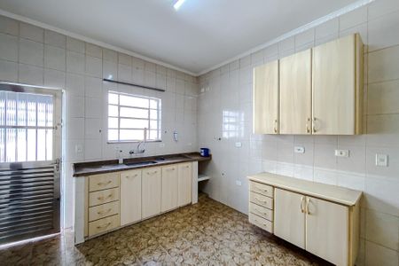 Casa para alugar com 250m², 4 quartos e 2 vagas Casa para alugar com 250m², 4 quartos e 2 vagasCozinha 2