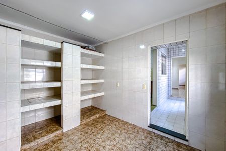 Casa para alugar com 250m², 4 quartos e 2 vagas Casa para alugar com 250m², 4 quartos e 2 vagasDespensa