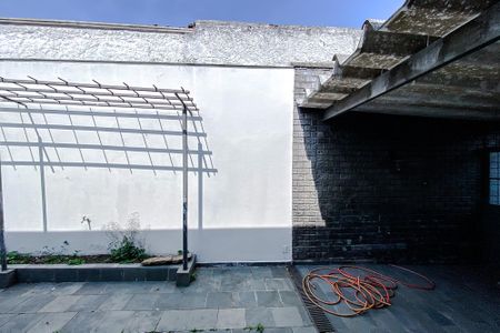 Casa para alugar com 250m², 4 quartos e 2 vagas Casa para alugar com 250m², 4 quartos e 2 vagasVista da Sala