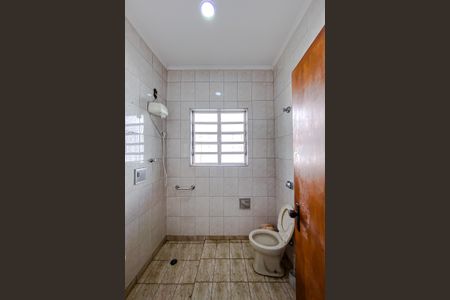 Casa para alugar com 250m², 4 quartos e 2 vagas Casa para alugar com 250m², 4 quartos e 2 vagasBanheiro