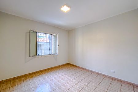 Casa para alugar com 250m², 4 quartos e 2 vagas Casa para alugar com 250m², 4 quartos e 2 vagasQuarto 1