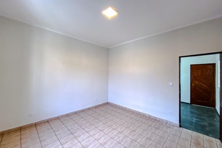 Casa para alugar com 250m², 4 quartos e 2 vagas Casa para alugar com 250m², 4 quartos e 2 vagasQuarto 1
