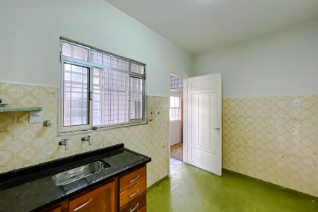 Casa para alugar com 250m², 4 quartos e 2 vagas Casa para alugar com 250m², 4 quartos e 2 vagasCozinha