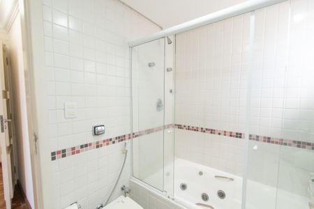 Apartamento para alugar com 137m², 3 quartos e 3 vagasBanheiro da suíte 2