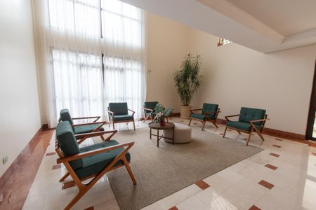 Apartamento para alugar com 137m², 3 quartos e 3 vagasHall social