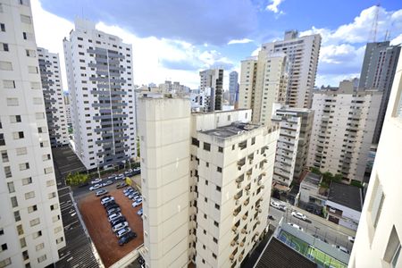 Varanda da Sala de apartamento para alugar com 3 quartos, 80m² em Setor Bueno, Goiânia