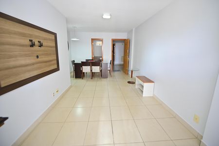Sala de apartamento para alugar com 3 quartos, 80m² em Setor Bueno, Goiânia