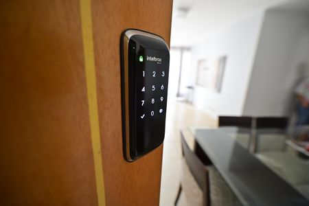 Sala de apartamento para alugar com 3 quartos, 80m² em Setor Bueno, Goiânia