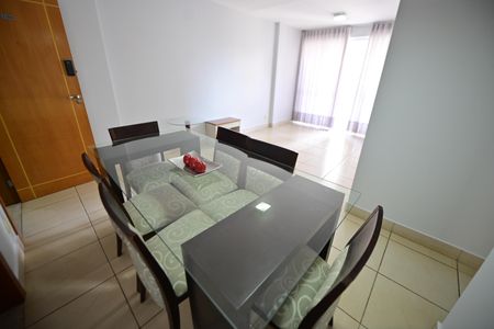 Sala de apartamento para alugar com 3 quartos, 80m² em Setor Bueno, Goiânia