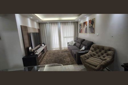 Apartamento à venda com 72m², 2 quartos e 1 vagaSala