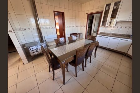 Apartamento para alugar com 100m², 2 quartos e 1 vagaCozinha