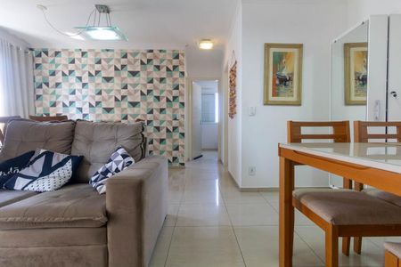 Apartamento para alugar com 78m², 2 quartos e 1 vagaSala