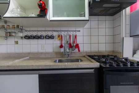 Apartamento para alugar com 78m², 2 quartos e 1 vagaCozinha e Área de Serviço