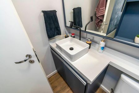 Apartamento para alugar com 60m², 2 quartos e 1 vaga Apartamento para alugar com 60m², 2 quartos e 1 vagaBanheiro da Suíte