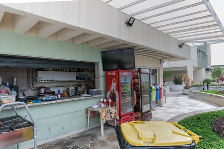 Apartamento para alugar com 60m², 2 quartos e 1 vaga Apartamento para alugar com 60m², 2 quartos e 1 vagaÁrea comum - Bar da piscina