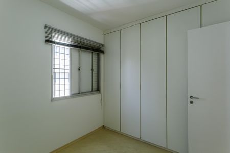 Apartamento à venda com 64m², 2 quartos e 1 vagaQuarto 2