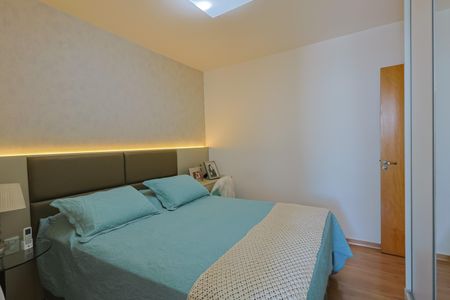 Apartamento à venda com 135m², 4 quartos e 4 vagasQuarto 3 - Suíte