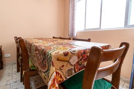 Apartamento para alugar com 80m², 2 quartos e 1 vagaSala