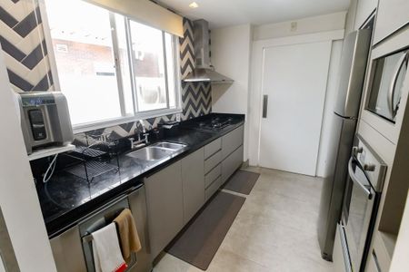 Casa de condomínio à venda com 126m², 4 quartos e 3 vagasCozinha - Armários