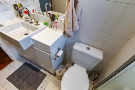 Casa de condomínio à venda com 126m², 4 quartos e 3 vagasBanheiro Corredor