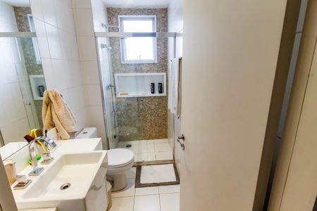 Casa de condomínio à venda com 126m², 4 quartos e 3 vagasBanheiro Corredor