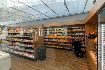 Casa de condomínio à venda com 126m², 4 quartos e 3 vagasMercado