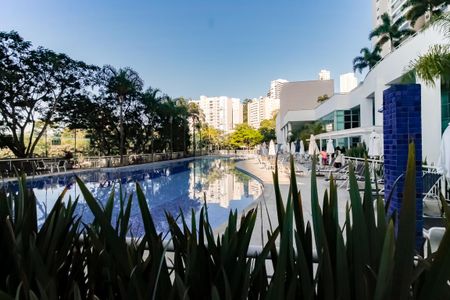 Casa de condomínio à venda com 126m², 4 quartos e 3 vagasÁrea comum - Piscina