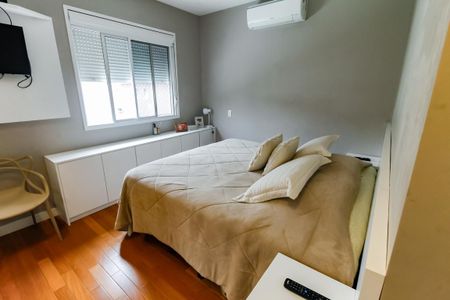 Casa de condomínio à venda com 126m², 4 quartos e 3 vagasSuíte