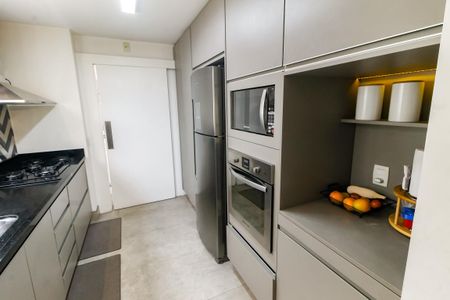 Casa de condomínio à venda com 126m², 4 quartos e 3 vagasCozinha - Armários