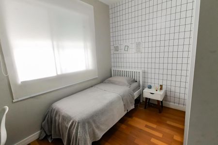 Casa de condomínio à venda com 126m², 4 quartos e 3 vagasQuarto 2