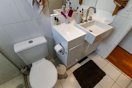 Casa de condomínio à venda com 126m², 4 quartos e 3 vagasBanheiro da Suíte