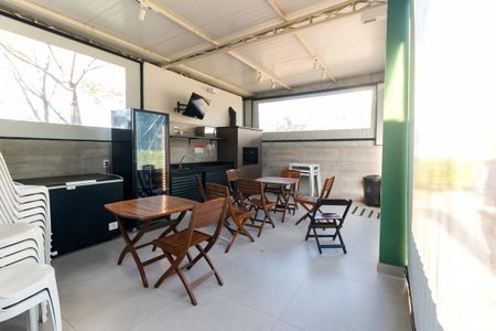 Casa de condomínio à venda com 126m², 4 quartos e 3 vagasÁrea comum - Churrasqueira