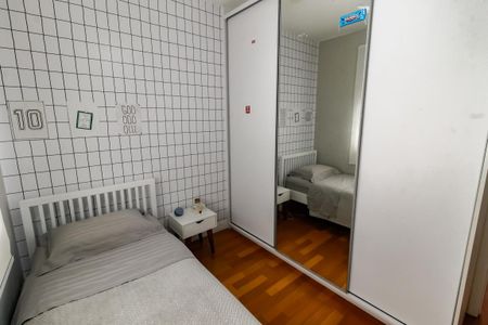 Casa de condomínio à venda com 126m², 4 quartos e 3 vagasQuarto 2 - Armários