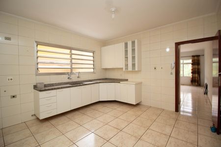 Casa à venda com 195m², 4 quartos e 4 vagasCozinha