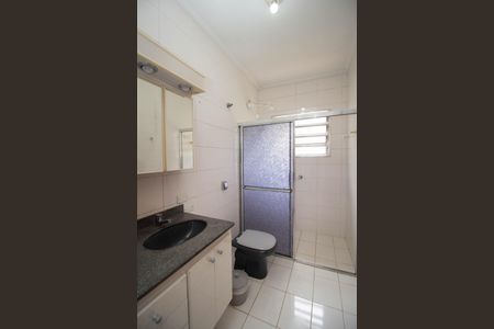 Casa à venda com 195m², 4 quartos e 4 vagasBanheiro da Suíte