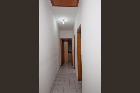 Casa à venda com 195m², 4 quartos e 4 vagasCorredor