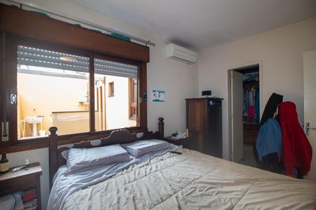 Casa à venda com 176m², 4 quartos e 2 vagas Casa à venda com 176m², 4 quartos e 2 vagasSuite