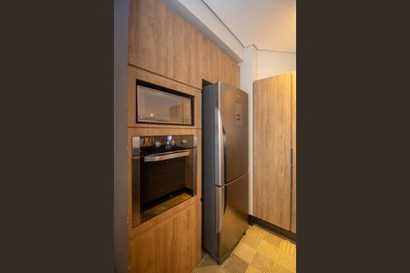 Casa à venda com 176m², 4 quartos e 2 vagas Casa à venda com 176m², 4 quartos e 2 vagasÁrea comum - Salão de festas