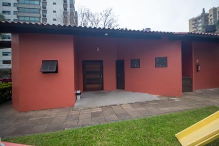 Casa à venda com 176m², 4 quartos e 2 vagas Casa à venda com 176m², 4 quartos e 2 vagasÁrea comum - Salão de festas
