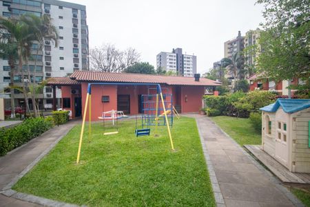 Casa à venda com 176m², 4 quartos e 2 vagas Casa à venda com 176m², 4 quartos e 2 vagasÁrea comum - Playground