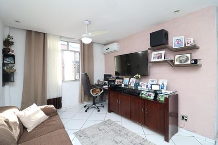 Sala de apartamento para alugar com 2 quartos, 57m² em Tauá, Rio de Janeiro