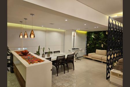 Apartamento à venda com 236m², 3 quartos e 4 vagasSala