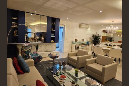 Apartamento à venda com 236m², 3 quartos e 4 vagasSala
