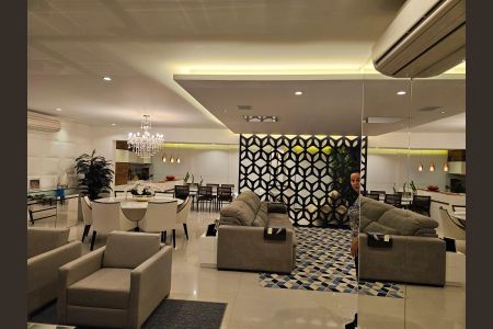 Sala de apartamento à venda com 3 quartos, 236m² em Vila Gilda, Santo André