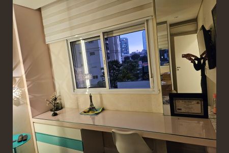 Apartamento à venda com 236m², 3 quartos e 4 vagasQuarto