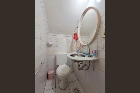 Casa à venda com 240m², 3 quartos e 3 vagasLavabo