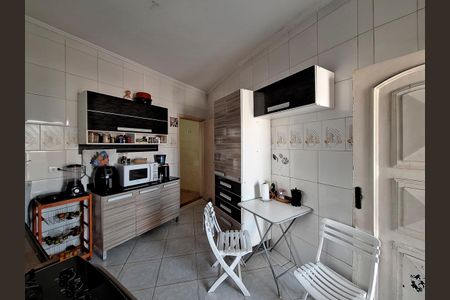 Casa à venda com 240m², 3 quartos e 3 vagasCozinha