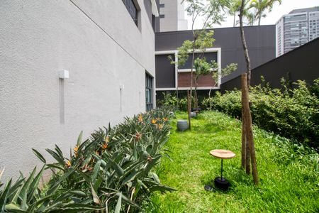 Studio para alugar com 25m², 1 quarto e sem vaga Studio para alugar com 25m², 1 quarto e sem vagaÁrea comum